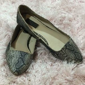 Deena & Ozzy faux snake skin flats